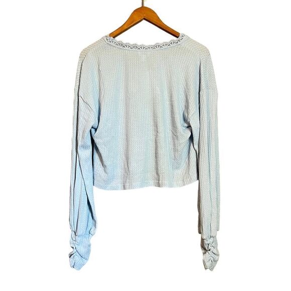NWT! Love Fire light blue cropped long sleeve shirt - Picture 12 of 12